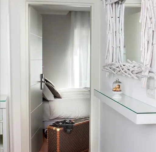 Pensjonat Bougainvillea Relais