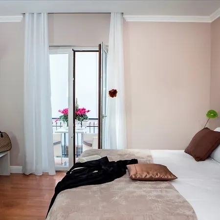 Konukevi Bougainvillea Relais 4*