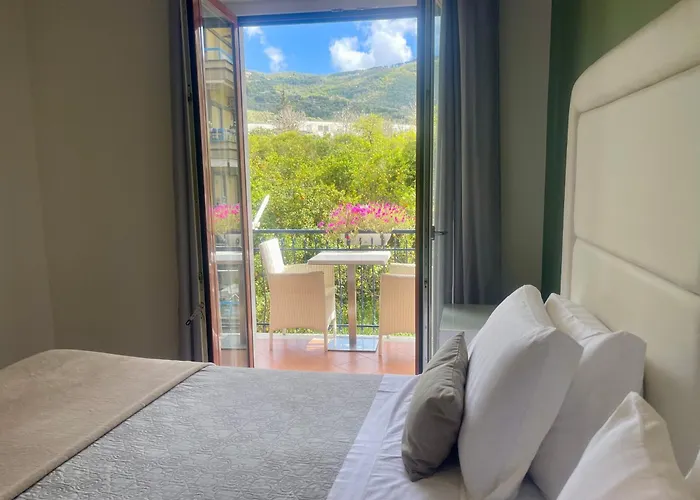 Bougainvillea Relais Konukevi Sorrento