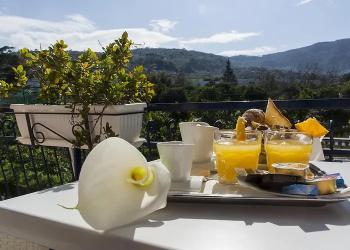 Guest house Bougainvillea Relais 4*